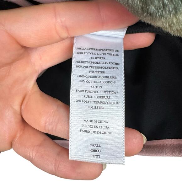 Rails Wesley Green Black Camo Soft Faux Fur Zipper Jacket Pockets Revolve - Picture 15 of 16